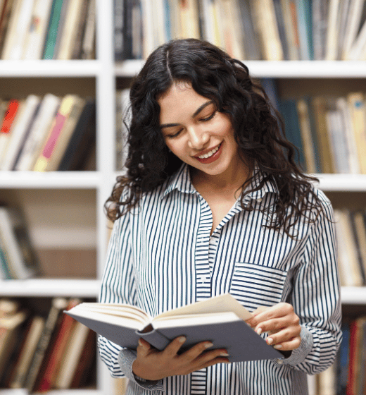 12 Best Spanish writers you must read as a beginner