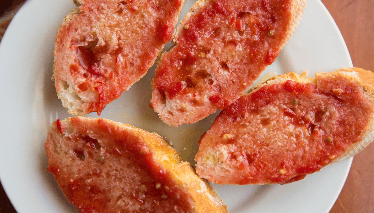 5. Pa amb tomàquet