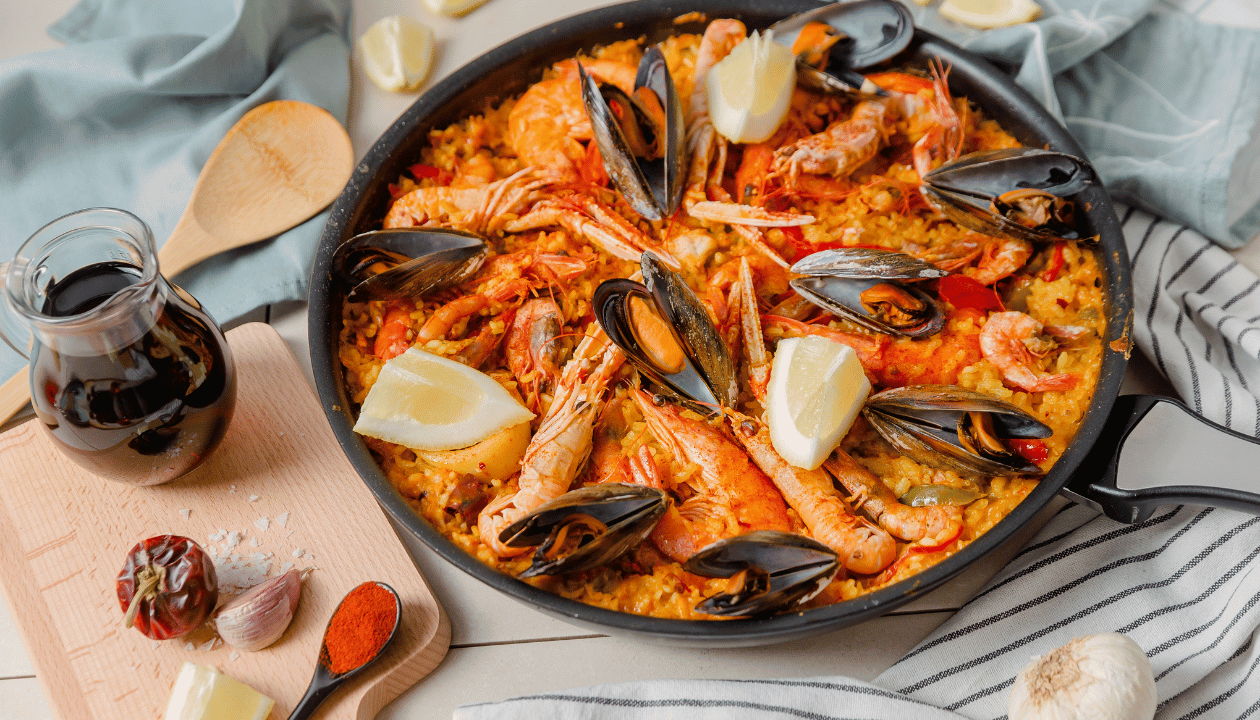 7. Paella