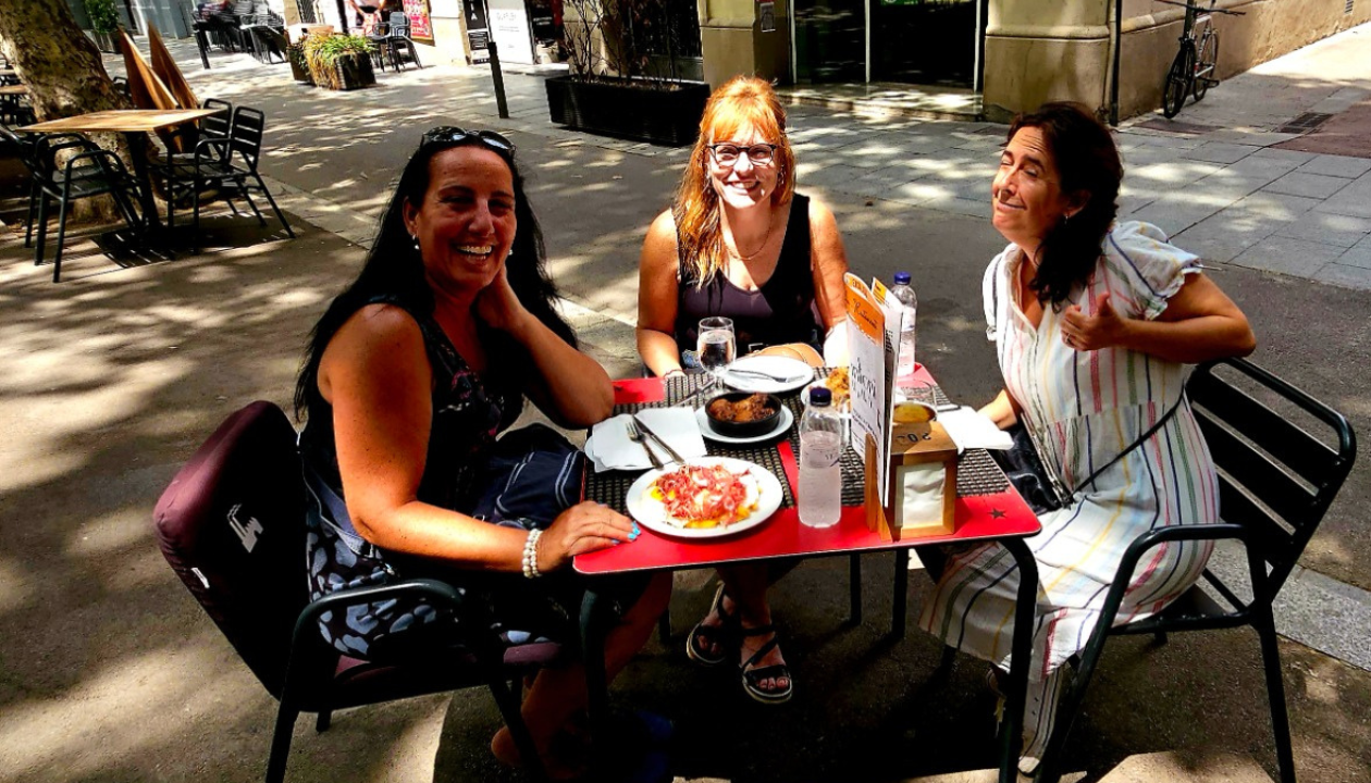 Can I work in Barcelona if I don't speak Spanish?