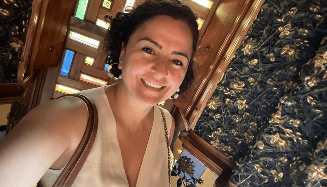 Connecting Cultures: From Turkish and English to Spanish Artistry in Nau Gaudí and Casa Coll i Regàs