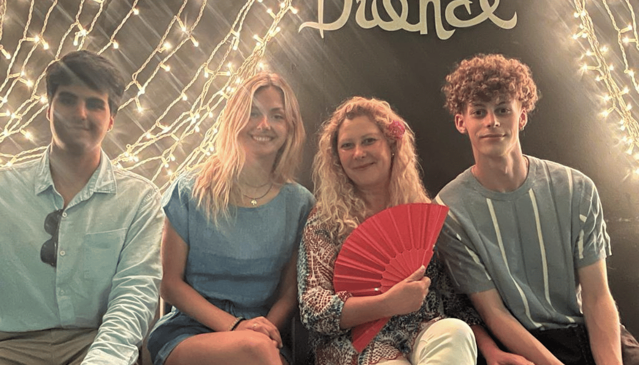 How different is Valencia from Spanish?