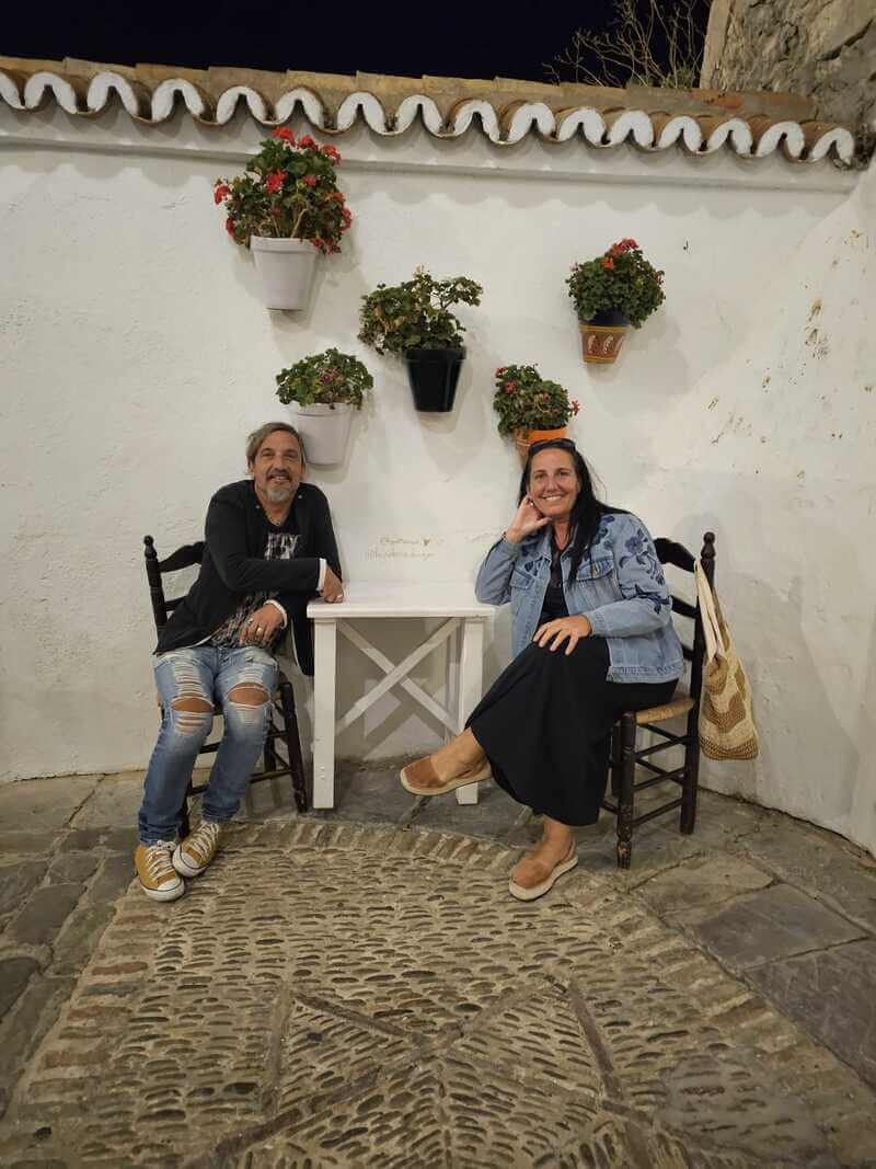 Student and teacher going out in Cadiz for dinner