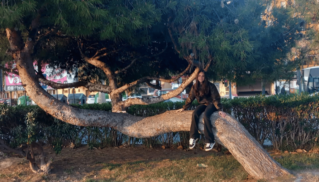 Peaceful Walks in Port Saplaya