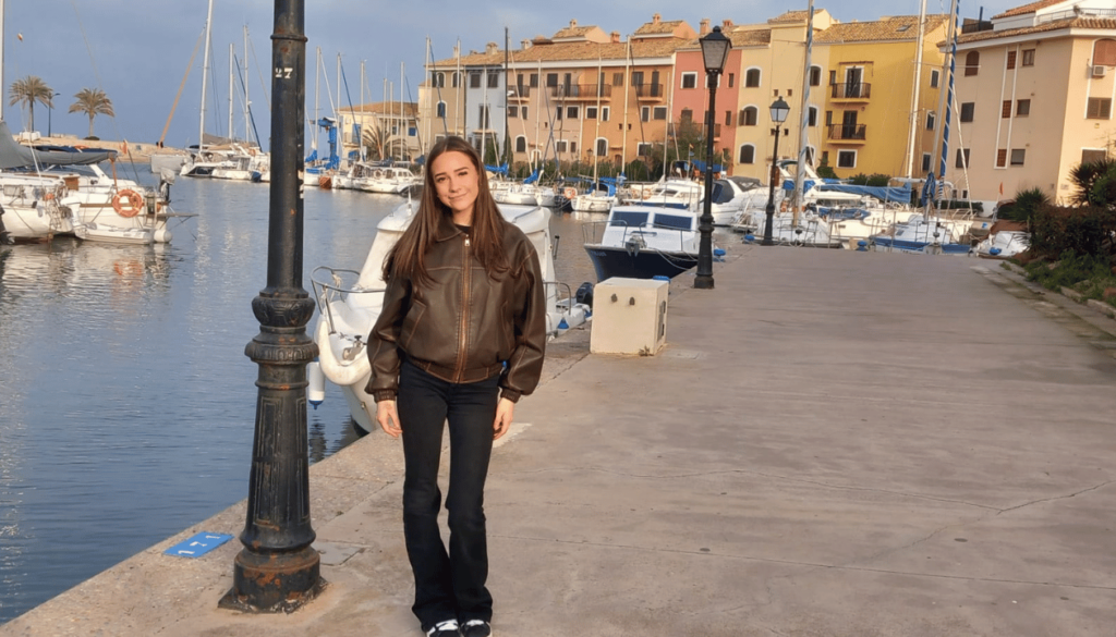 Peaceful Walks in Port Saplaya
