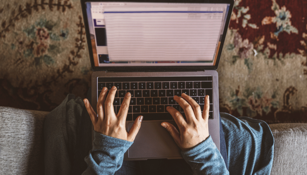 How to Write an Email in Spanish: Complete Guide