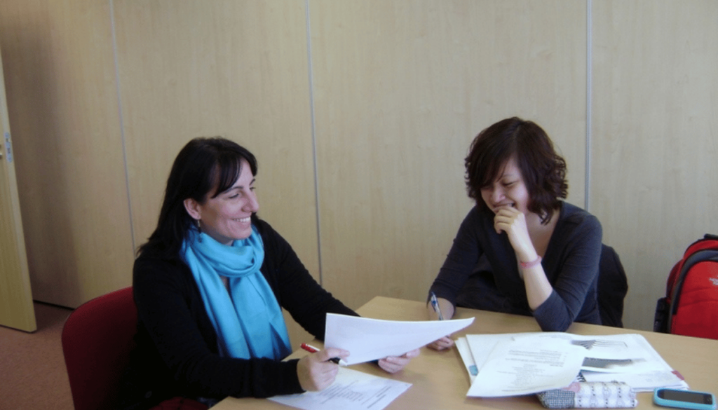 Showcasing Business Spanish on Your Resume