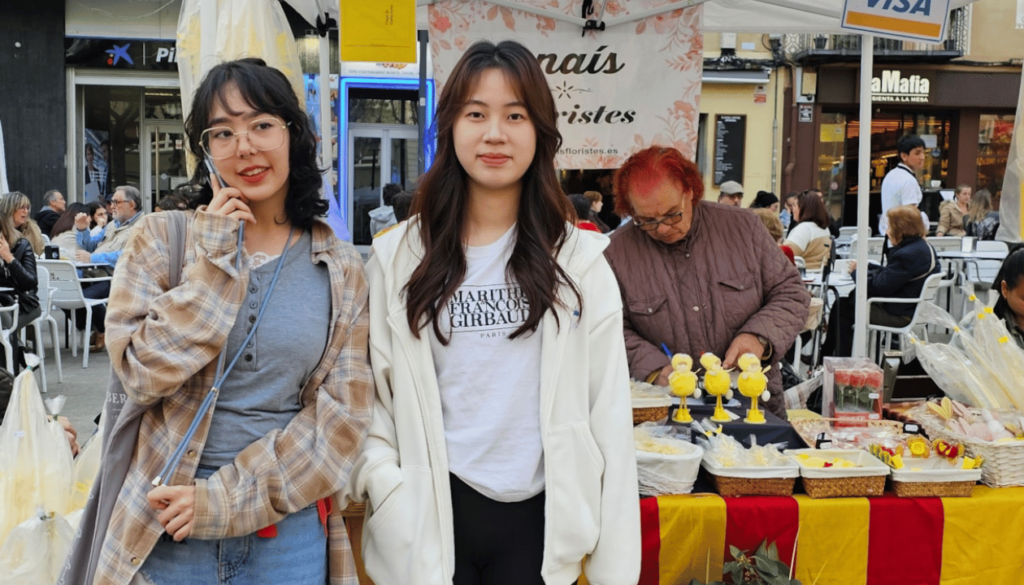 Jessica and Paola at Mataró