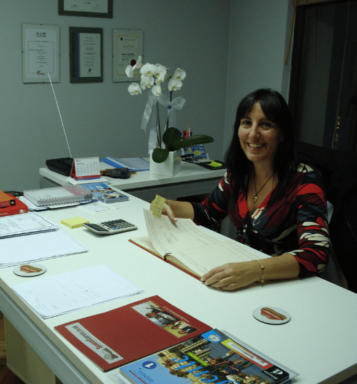 Business Spanish Opens Career Opportunities: Hiring, Salary & Career Growth Insights