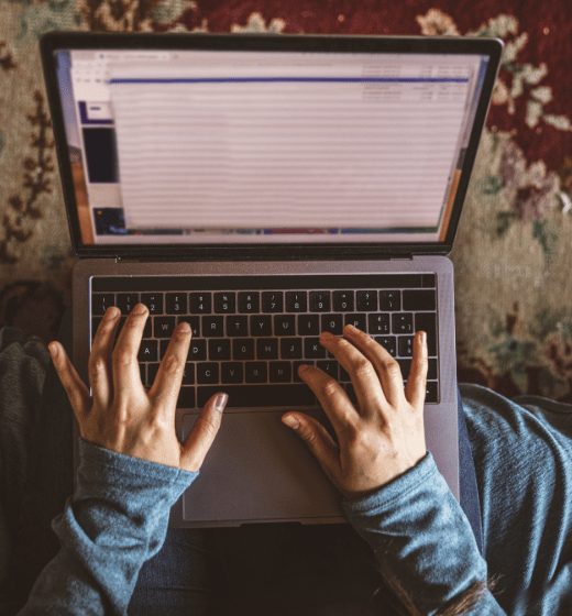 How to Write an Email in Spanish: Complete Guide