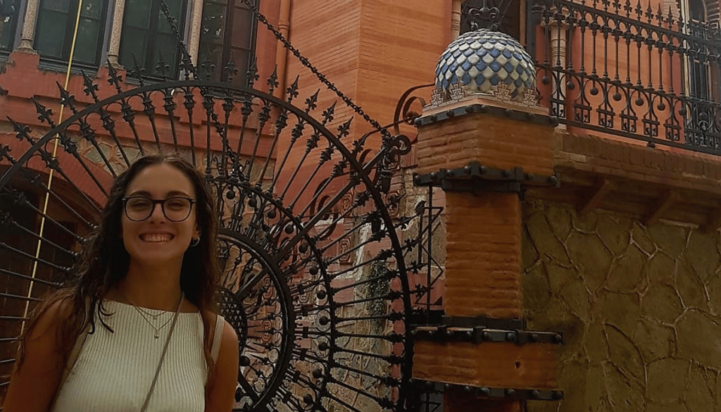 Discovering Argentona with Laura