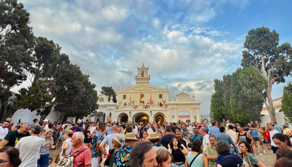 Fairs and Markets: The Festive Marketplace Experience