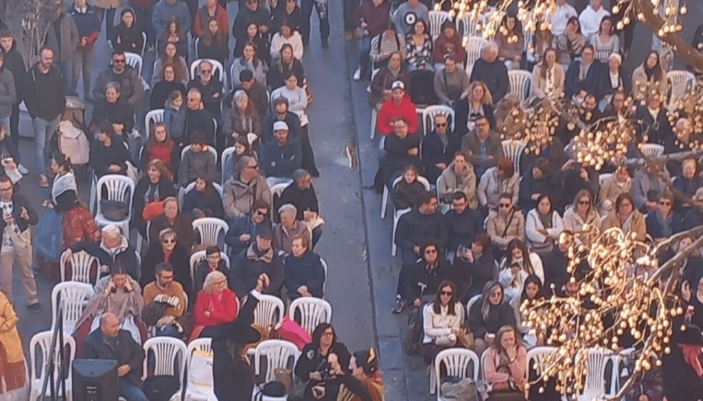 Practical Tips for Visitors & Students