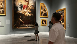 Who Is Our Spanish School in Sevilla For?