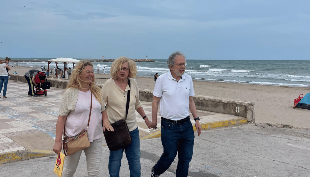 Warren & Joan’s Spanish Homestay in Valencia (Gilet)