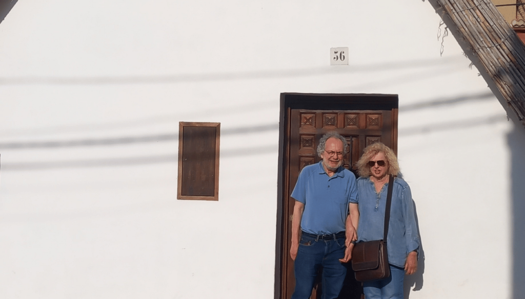Meet Warren & Joan – An American Couple Living the Spanish Homestay Experience in Valencia