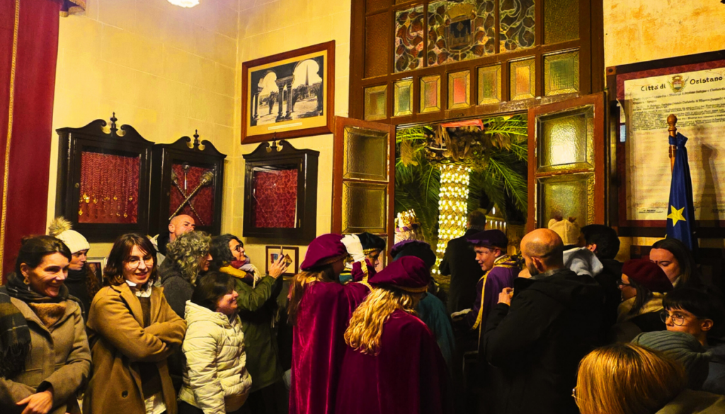 Writing Letters to the Three Kings: A Cherished Tradition