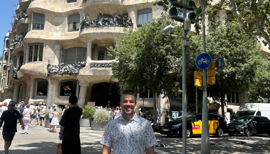 Spanish, Sea and Conversation: Visit Barcelona like Aaron