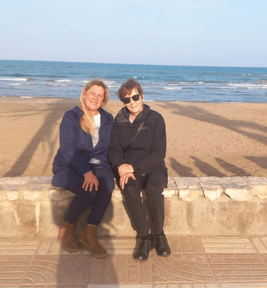 Visit Port Saplaya with Pilar: Little Venice Near Valencia
