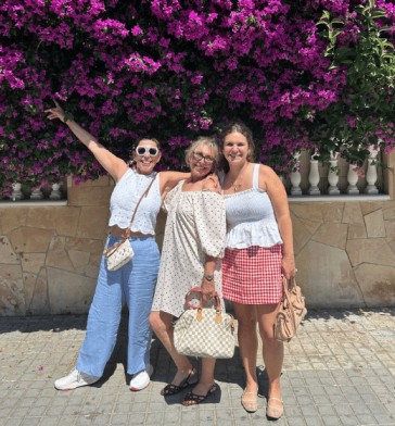 Stacy’s Spanish Homestay Immersion in Castelldefels, Barcelona: Closing the Distance to Family in Ecuador